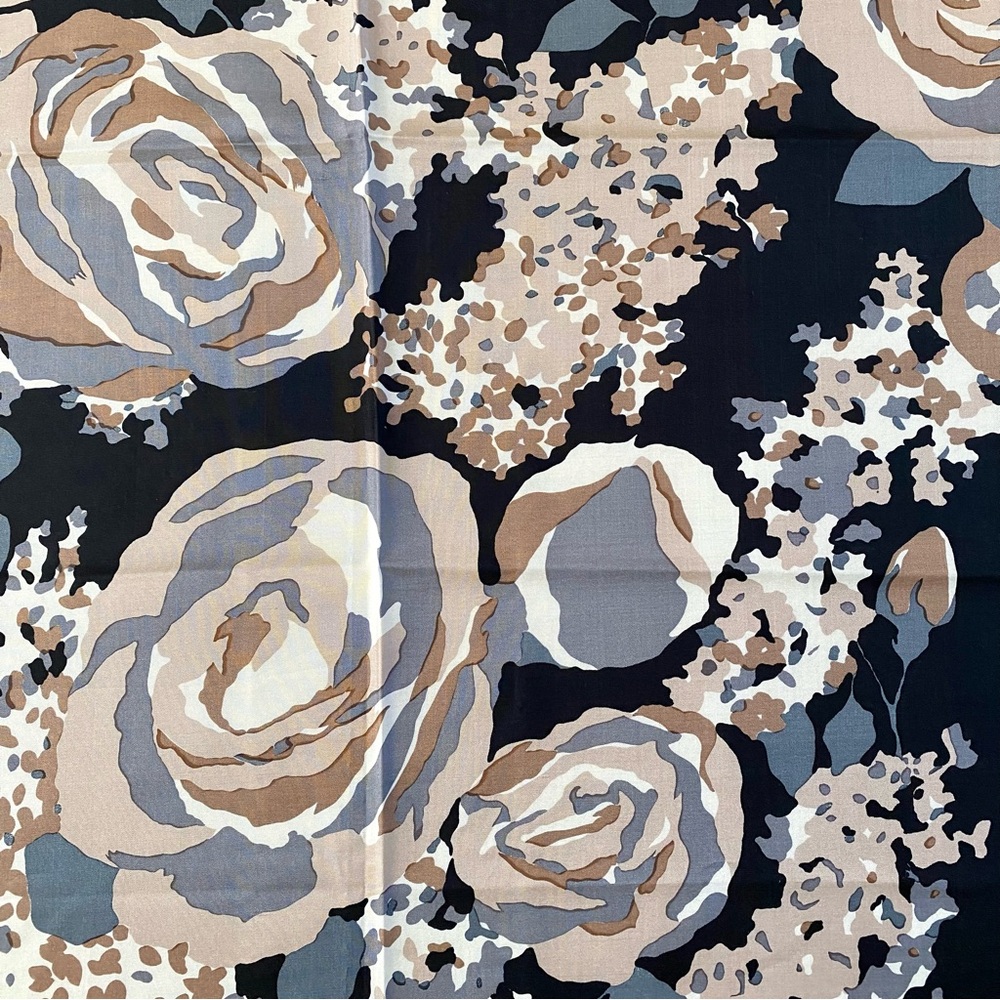 VINTAGE JIM THOMPSON 100% THAI SILK SCARF 42”x42” BLK/GRAY/CREAM, VINTAGE NWOT - Picture 14 of 16